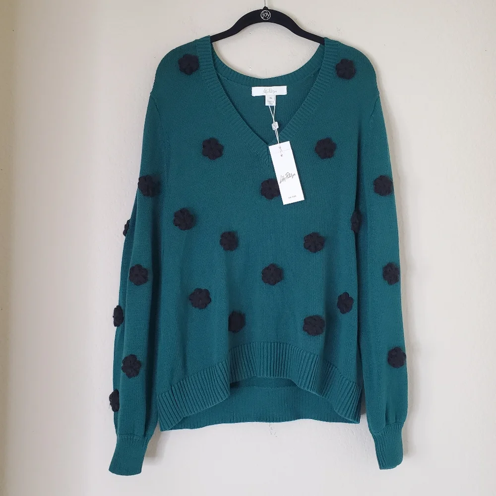 Lilly Pulitzer Wyla Sweater XL Villa Green Tossed Crochet Flowers VNeck Knit Pom